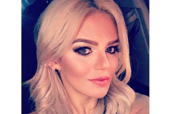 Facial contouring